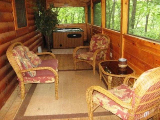 הוילה גטלינבורג Bear Pleasures Cabin מראה חיצוני תמונה